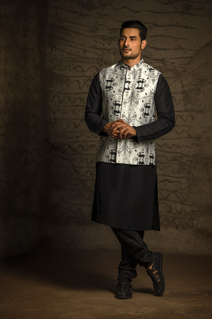 Buy PS Men by Payal Singhal Stone Printed Kurta with Black Churidar - Set  of 2 online